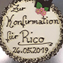 Als Füllung würde eine Schwarzwälder Kirschtorte versteckt!